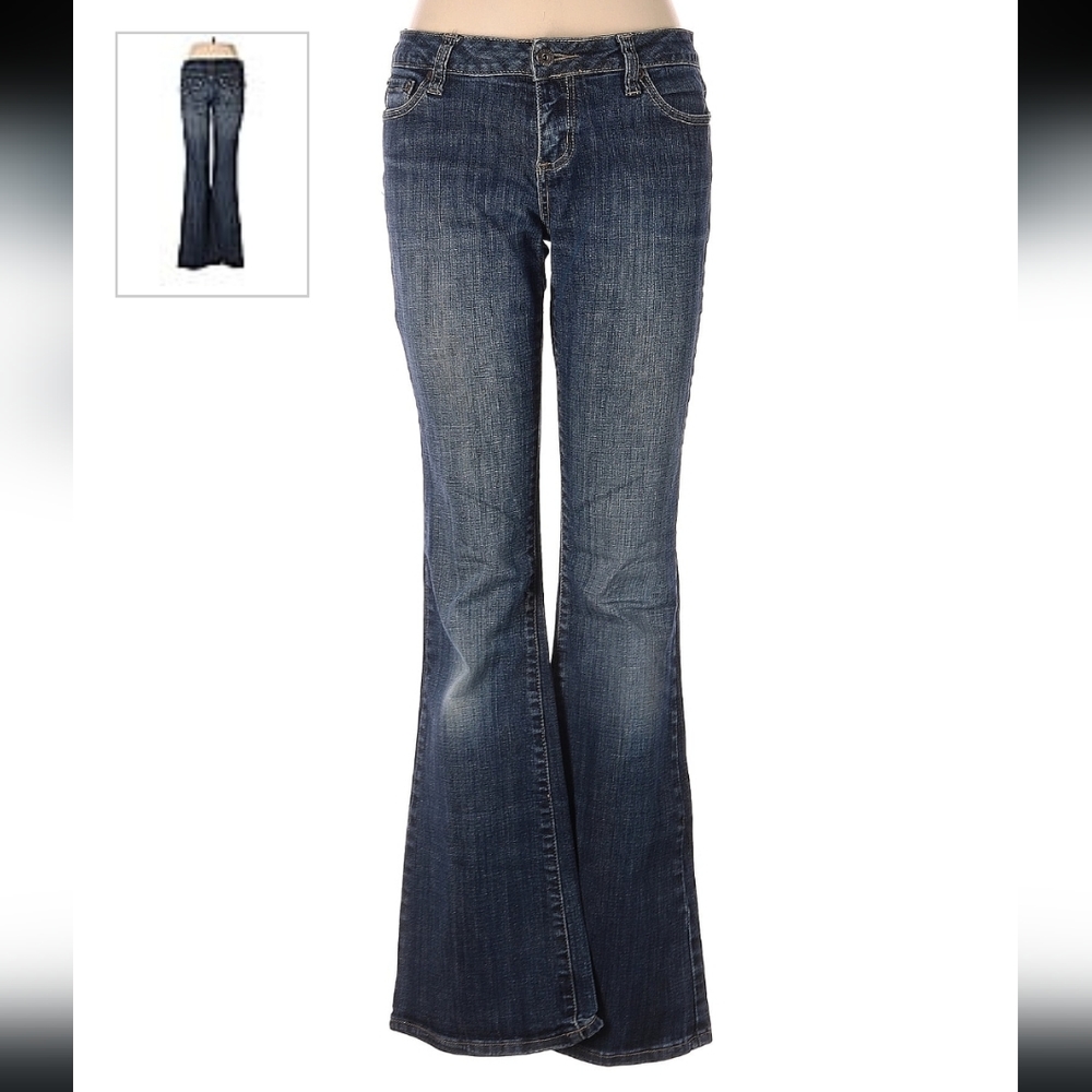 "LIMITED" MID- RISE BOYFRIEND FLARE JEAN SIZE 6 S